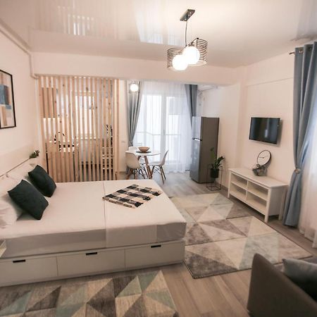 Premium Studios Mamaia Nord - Marea La 50M Năvodari Kültér fotó