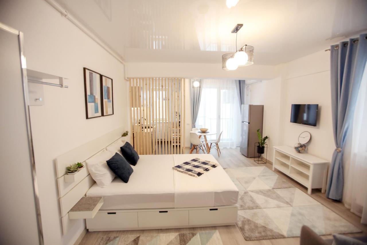 Premium Studios Mamaia Nord - Marea La 50M Năvodari Kültér fotó