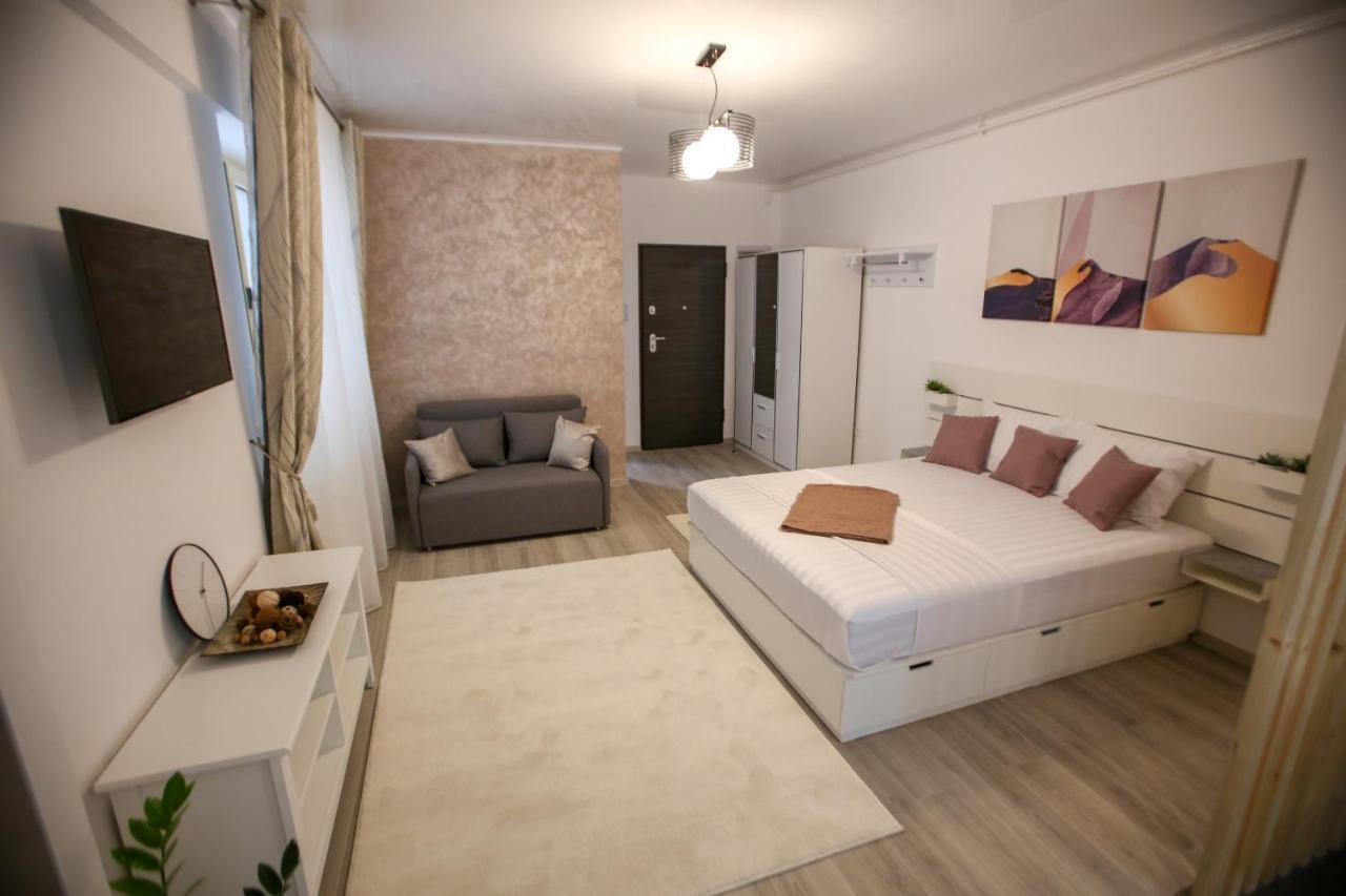 Premium Studios Mamaia Nord - Marea La 50M Năvodari Kültér fotó