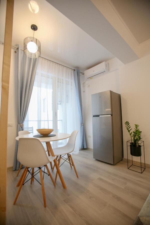 Premium Studios Mamaia Nord - Marea La 50M Năvodari Kültér fotó