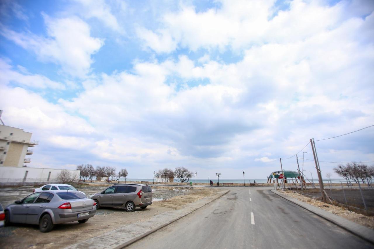 Premium Studios Mamaia Nord - Marea La 50M Năvodari Kültér fotó