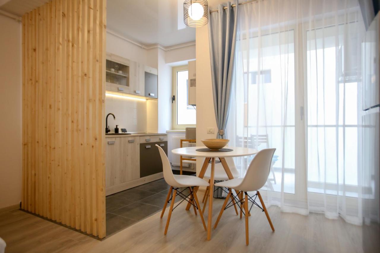 Premium Studios Mamaia Nord - Marea La 50M Năvodari Kültér fotó